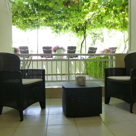 Paradise Apartment
